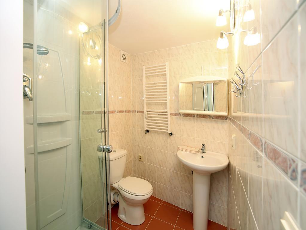 Apartman U Vridla, Ul. Trziste. カルロヴィ・ヴァリ エクステリア 写真